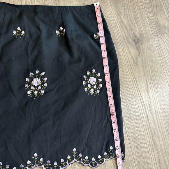 Vtg B. Moss Sz 14 Silk Blend  Black Purple Floral Embroidered Skirt Scallop Hem - Picture 5 of 8
